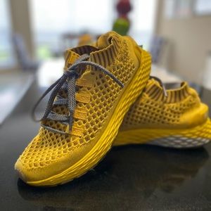 NoBull yellow knit runners